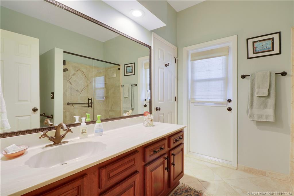 6245 SE Ironwood Circle