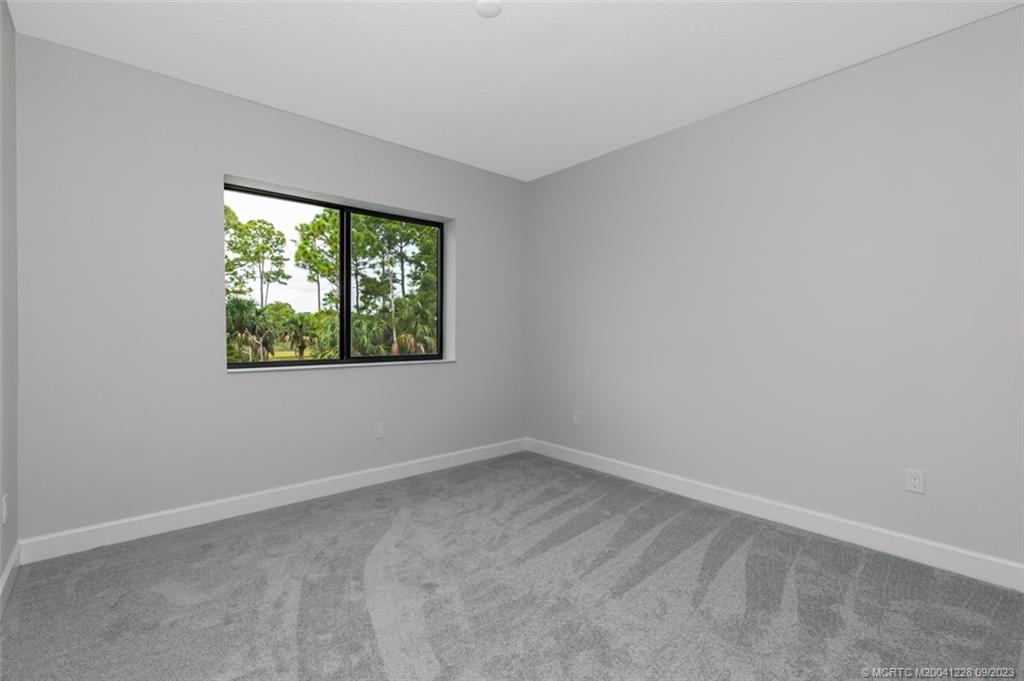 3673 SW Magnolia Ridge Lane