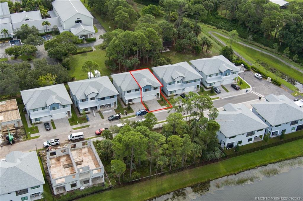 3673 SW Magnolia Ridge Lane