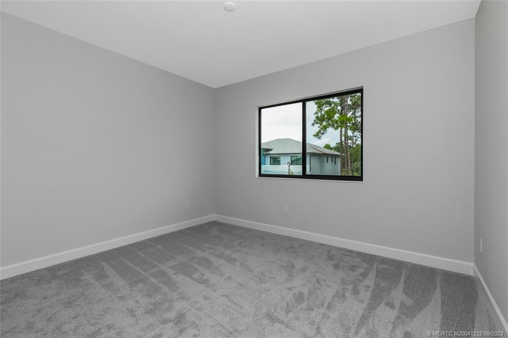 3673 SW Magnolia Ridge Lane