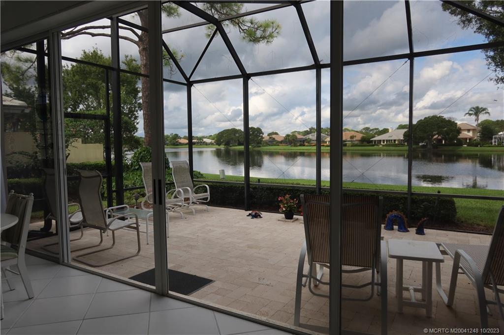 3488 SE Cambridge Drive