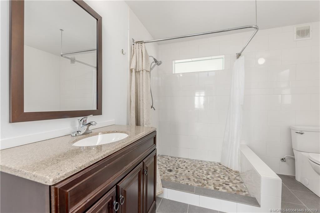 3616 NE Skyline Drive