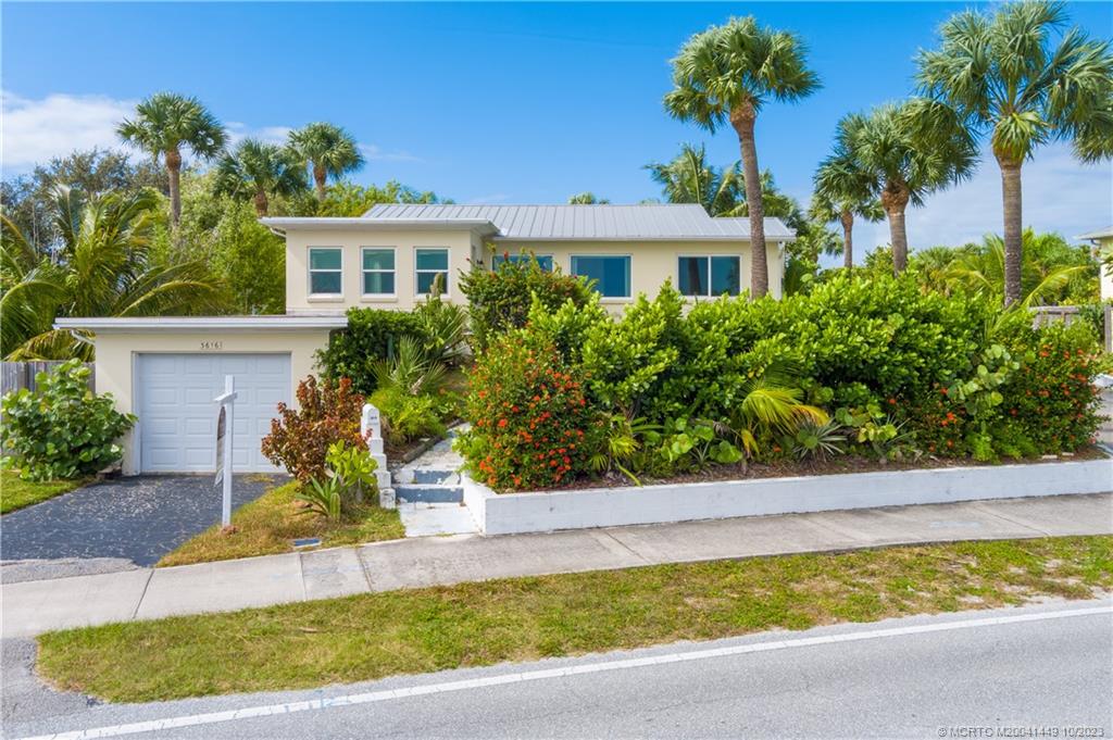 3616 NE Skyline Drive