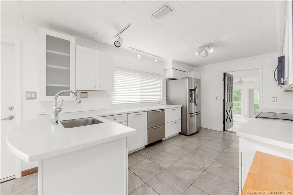 3616 NE Skyline Drive