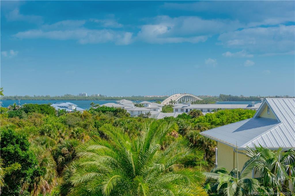 3616 NE Skyline Drive