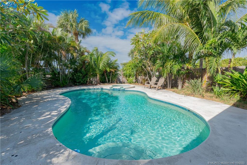 3616 NE Skyline Drive