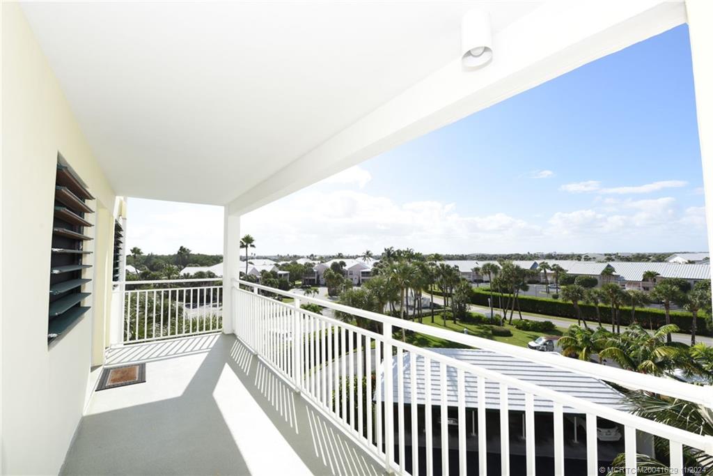 529 NE Plantation Road 301