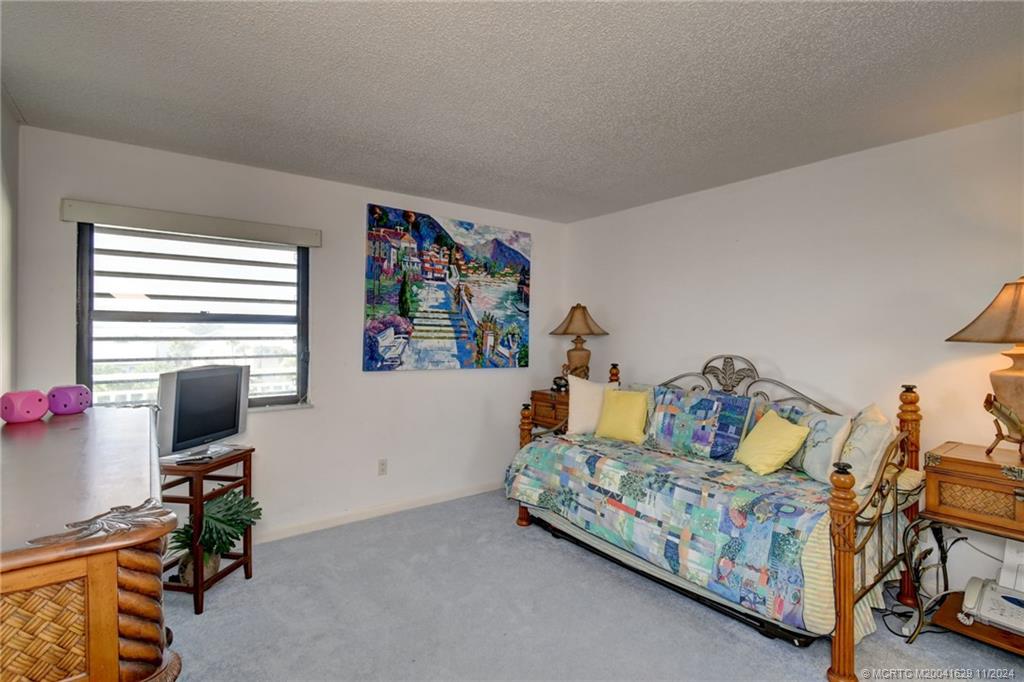 529 NE Plantation Road 301