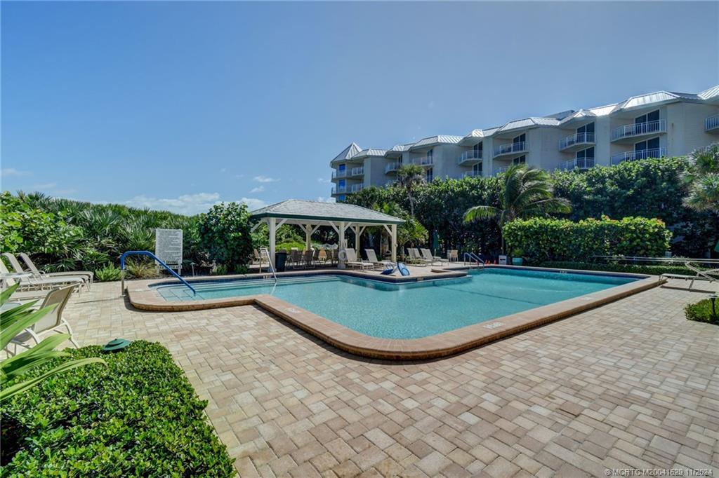 529 NE Plantation Road 301