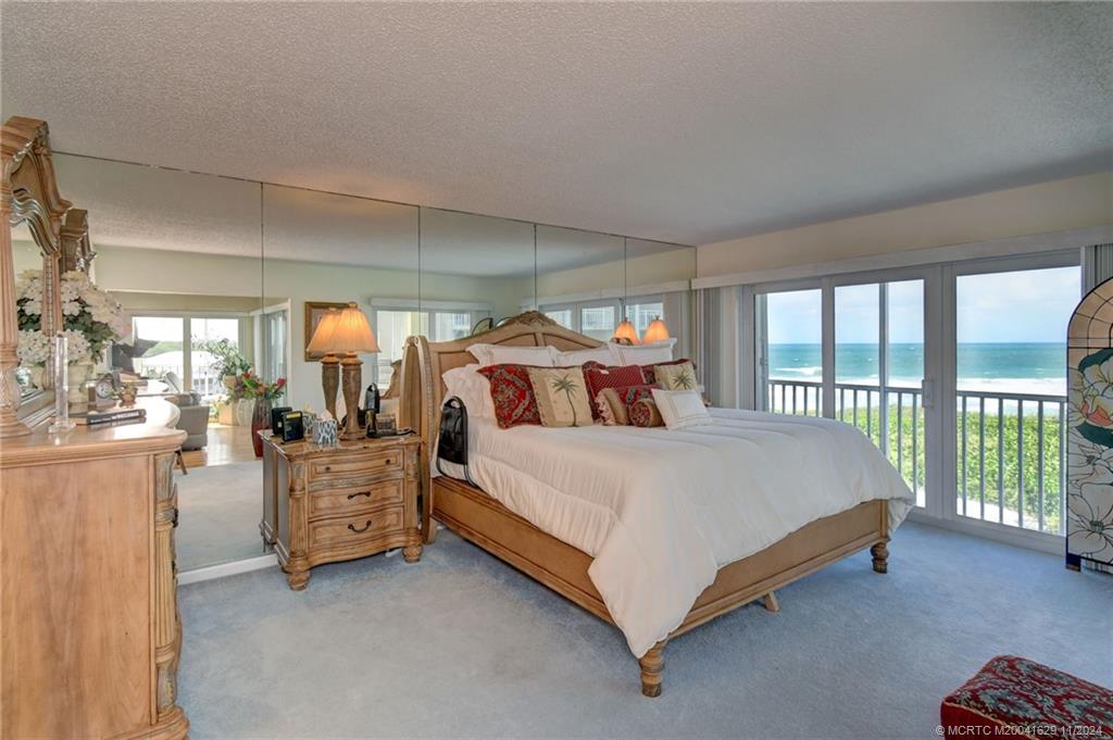 529 NE Plantation Road 301