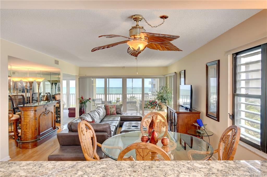 529 NE Plantation Road 301