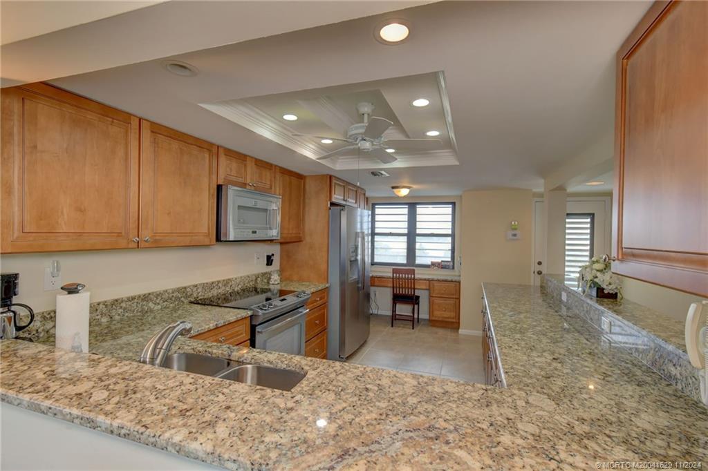 529 NE Plantation Road 301