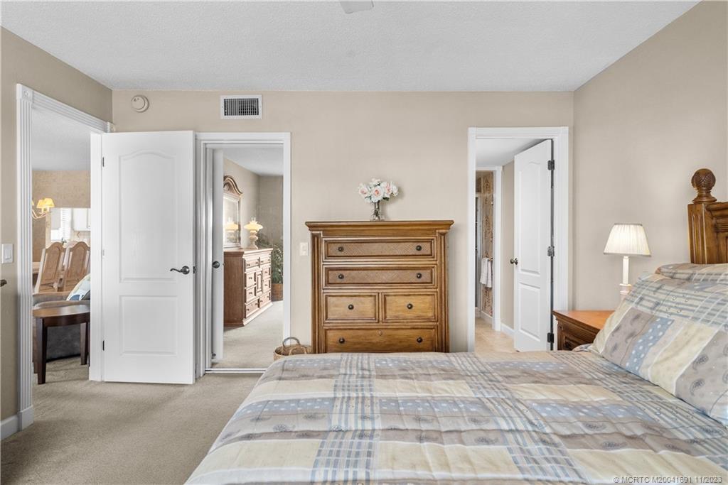 1864 SW Palm City Road 206