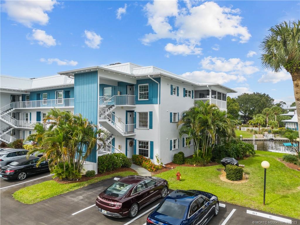 1864 SW Palm City Road 206