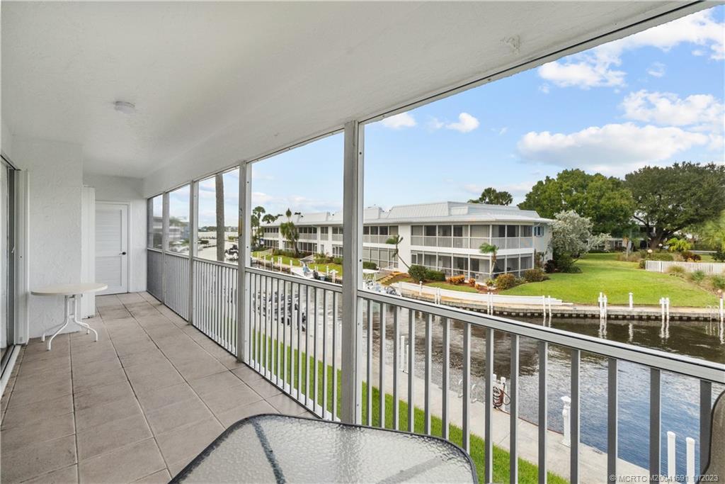 1864 SW Palm City Road 206