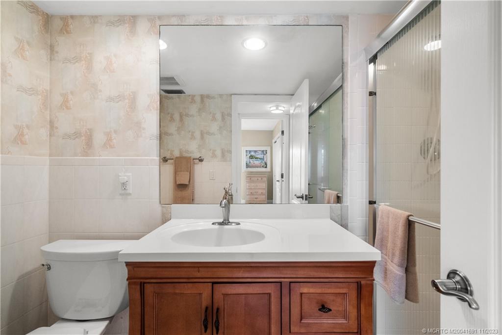 1864 SW Palm City Road 206