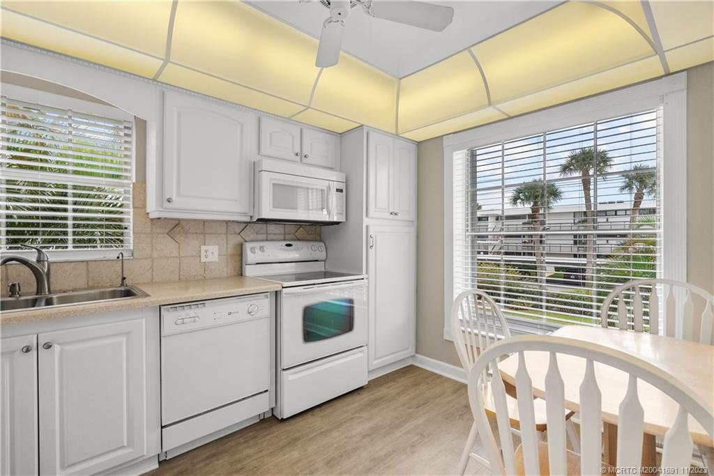 1864 SW Palm City Road 206