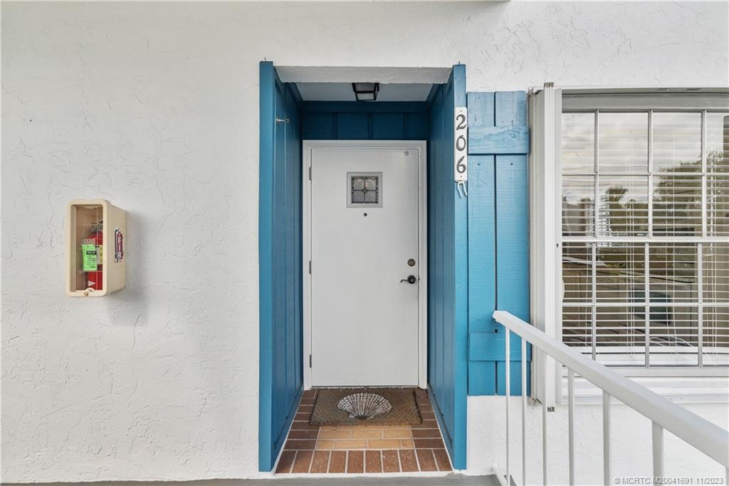 1864 SW Palm City Road 206