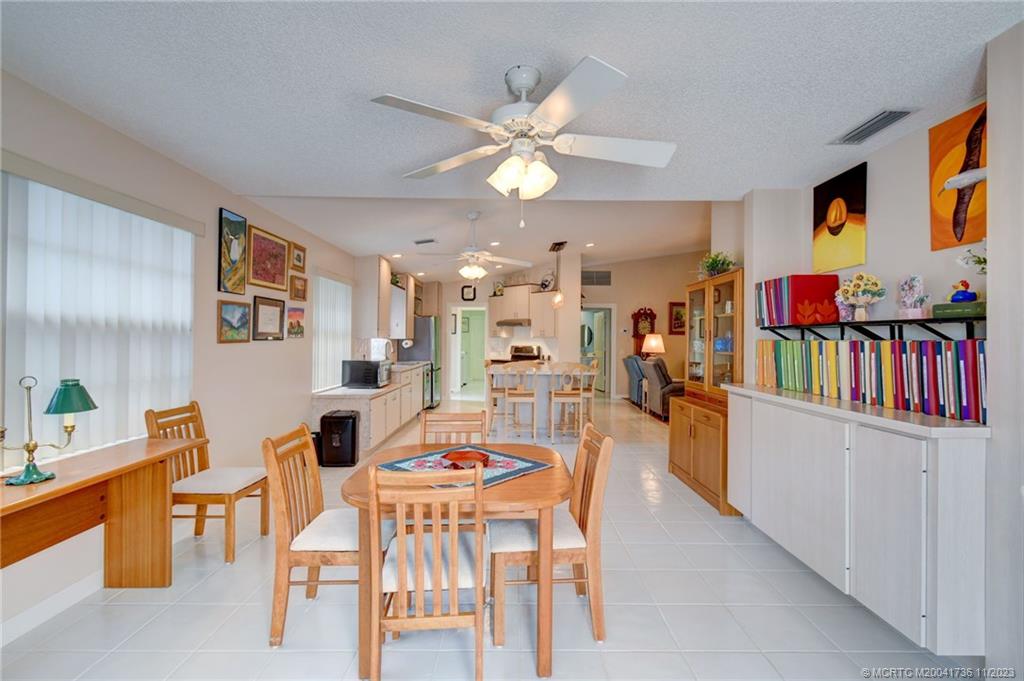 1256 NW Bentley Circle A