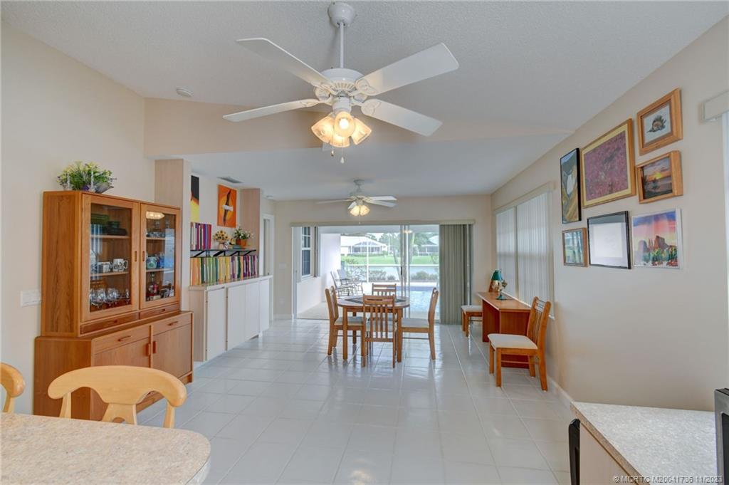 1256 NW Bentley Circle A