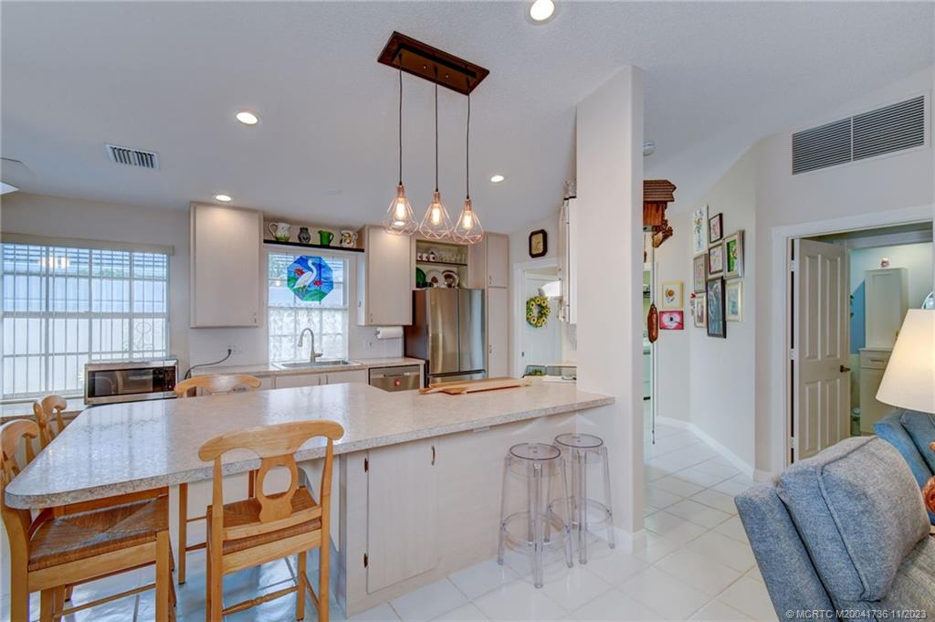 1256 NW Bentley Circle A