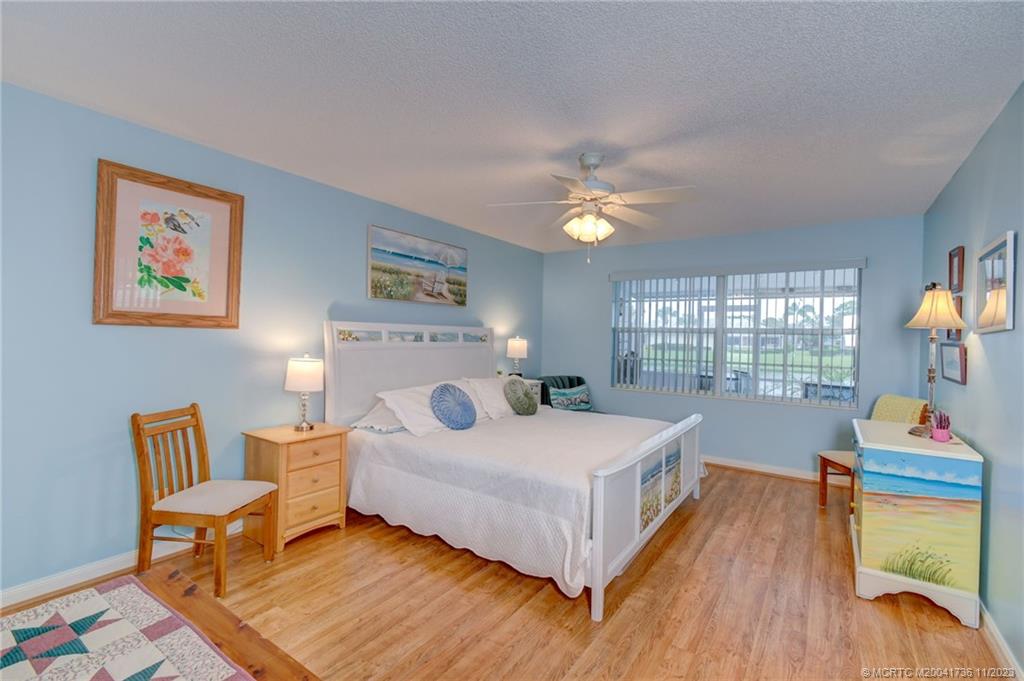 1256 NW Bentley Circle A