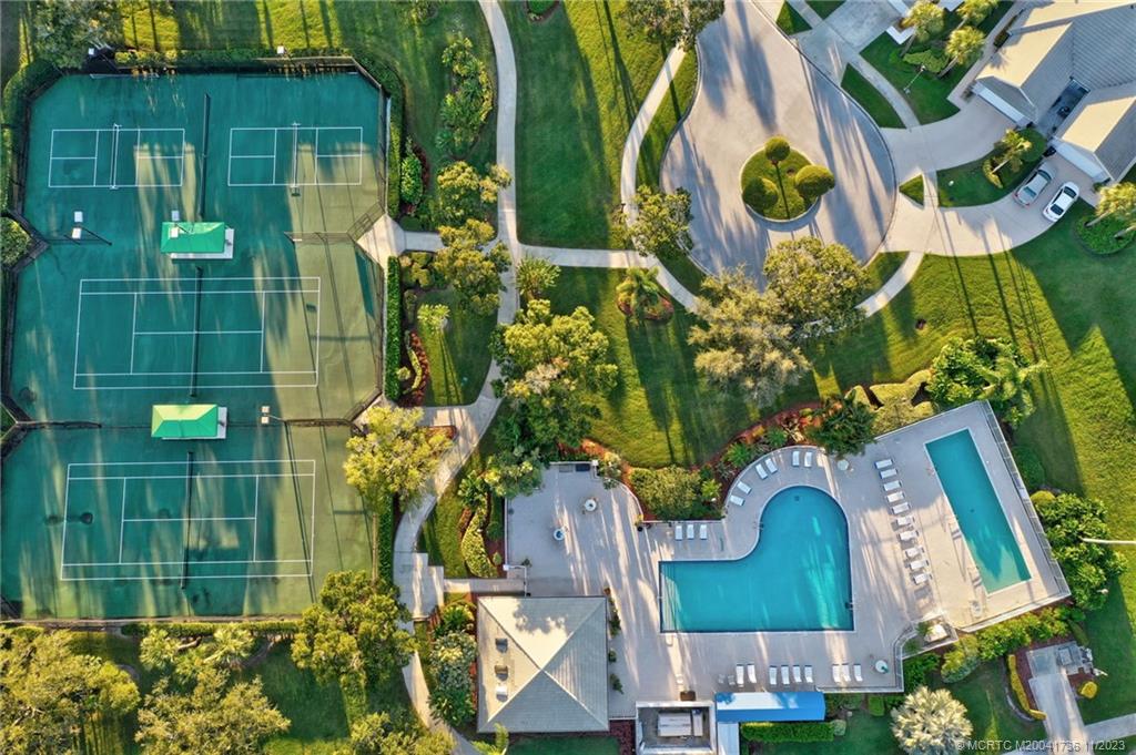 1256 NW Bentley Circle A