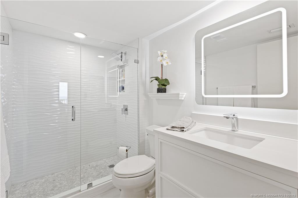 429 NE Tradewind Lane 2109