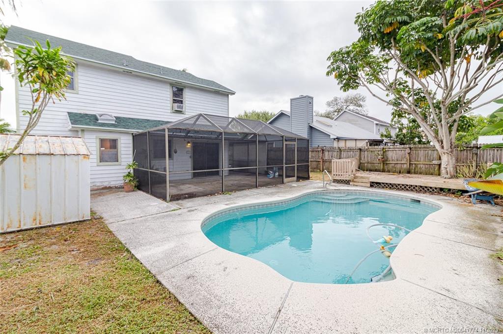 5841 SE Pine Drive SE