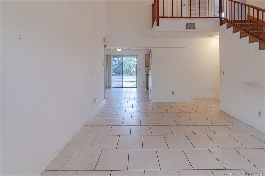 5841 SE Pine Drive SE