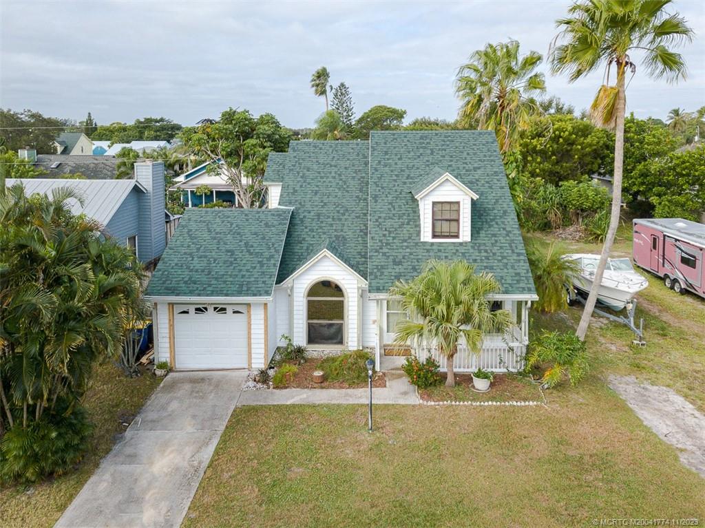 5841 SE Pine Drive SE