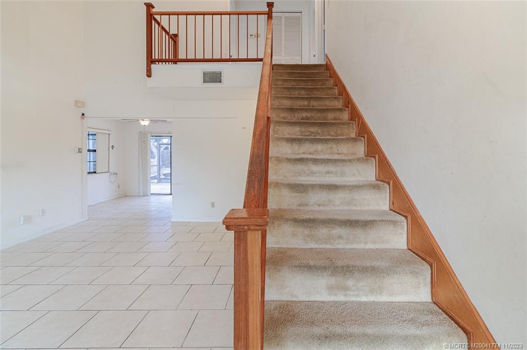 5841 SE Pine Drive SE