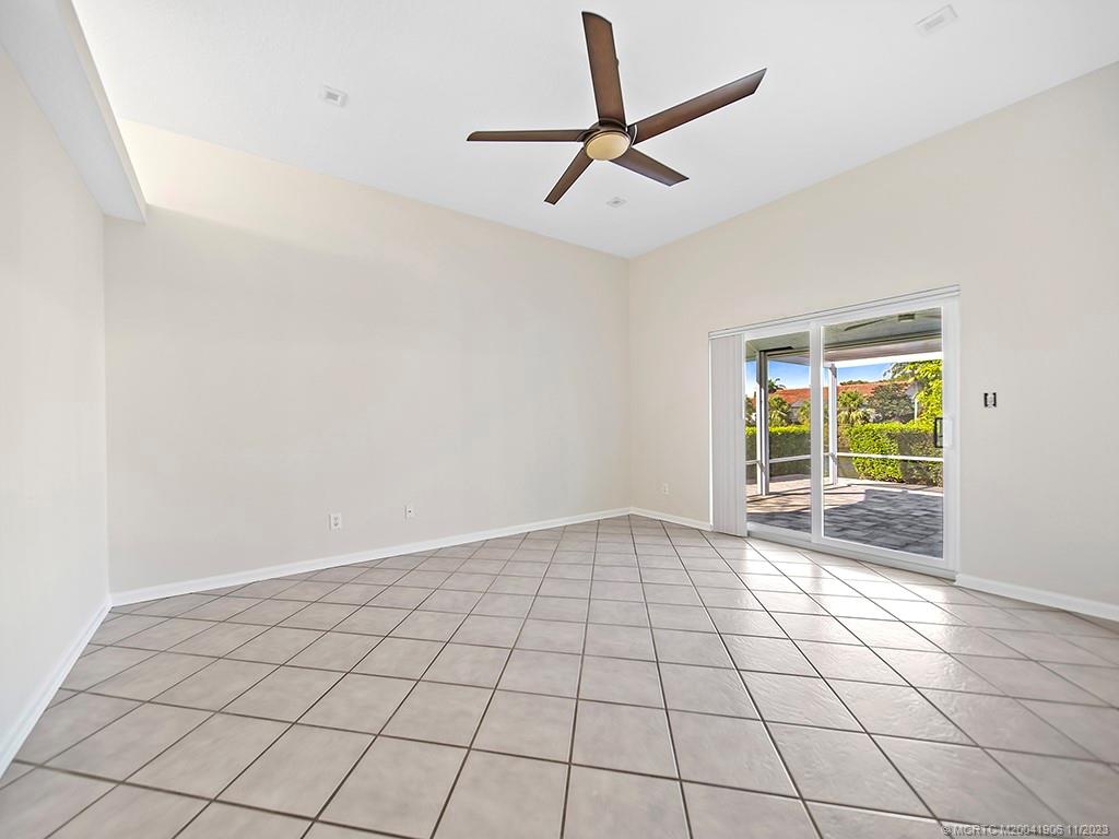 1120 SW Elm Grove Ct