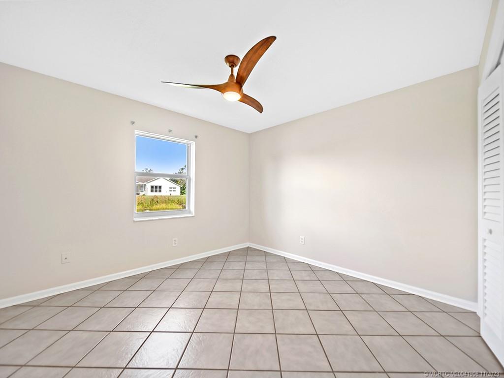 1120 SW Elm Grove Ct