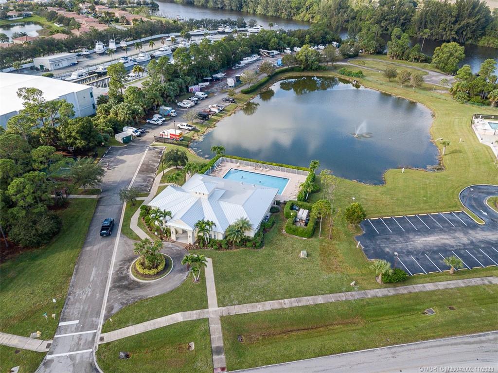 2604 SW Toronado Trail