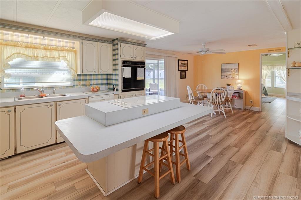 2604 SW Toronado Trail