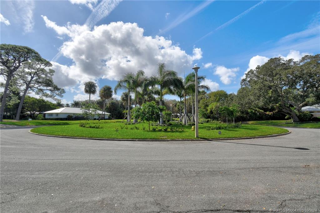 5 Banyan Road