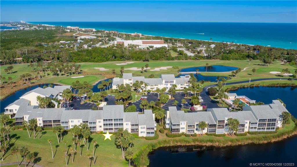 5575 NE Gulfstream Way