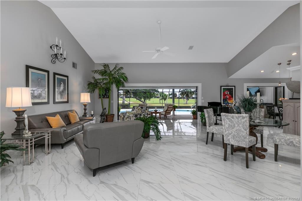 7131 SE Bunker Hill Ct