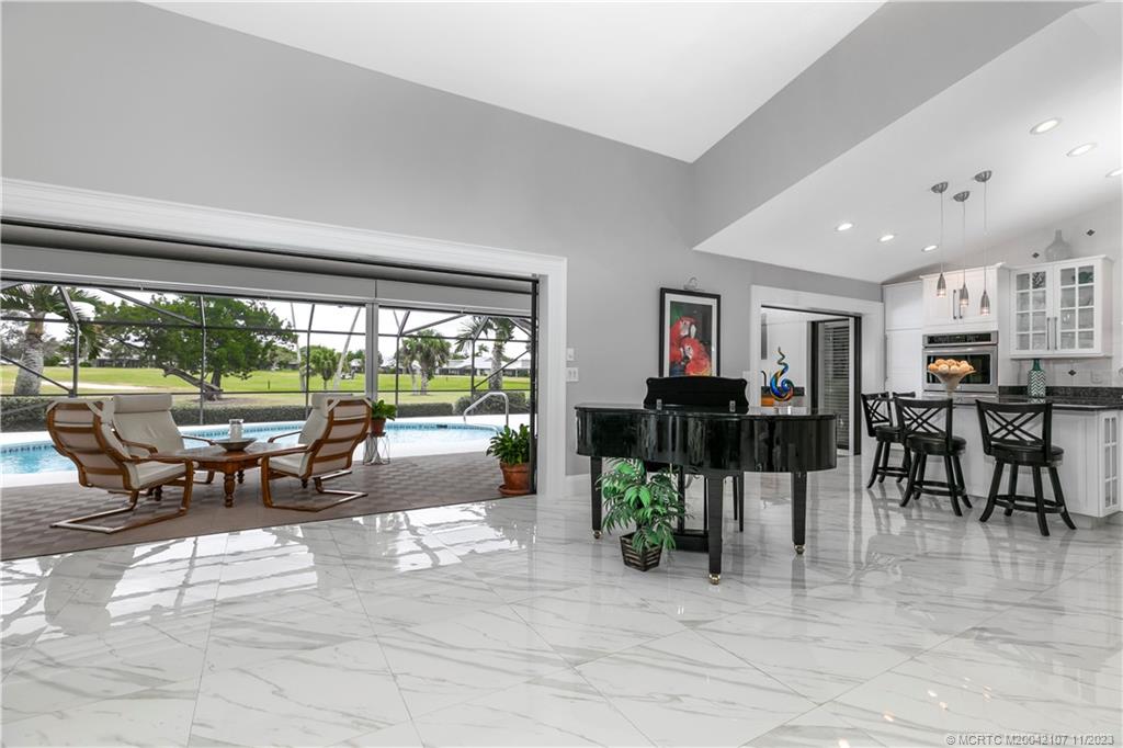 7131 SE Bunker Hill Ct