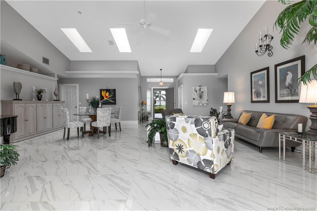 7131 SE Bunker Hill Ct