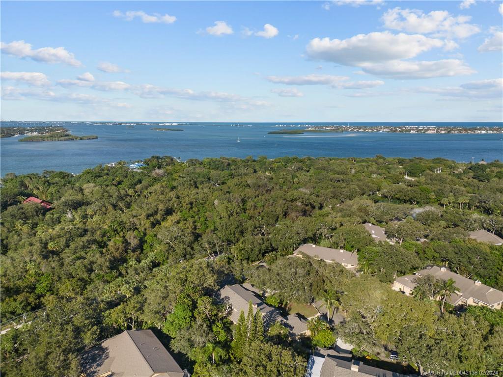 5200 SE Schooner Oaks Way