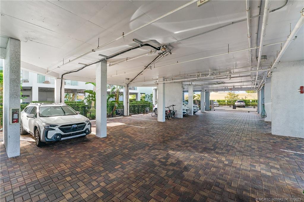 875 NW Flagler Avenue 305