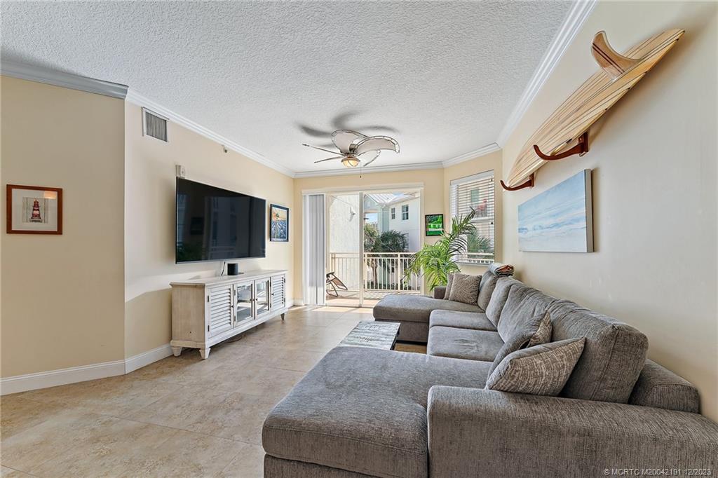 875 NW Flagler Avenue 305