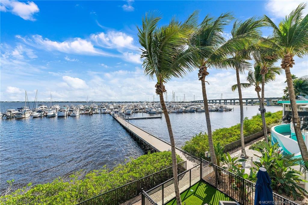 875 NW Flagler Avenue 305