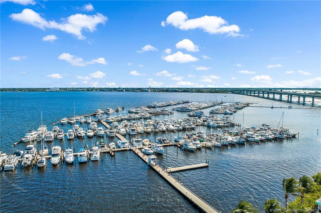 875 NW Flagler Avenue 305