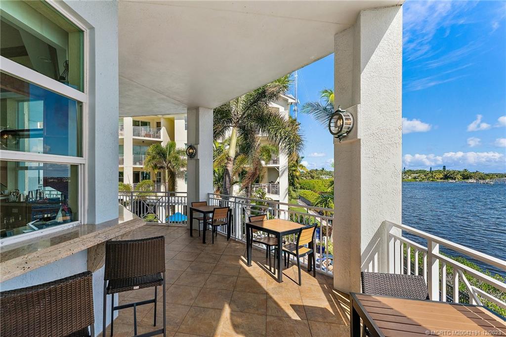 875 NW Flagler Avenue 305