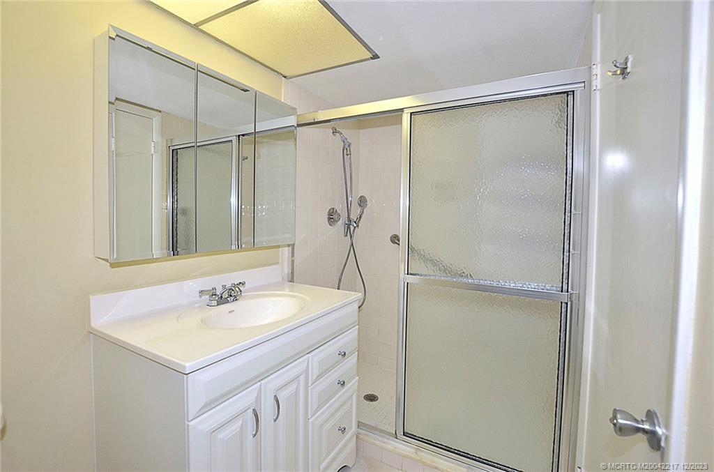 1866 SW Palm City Road 302