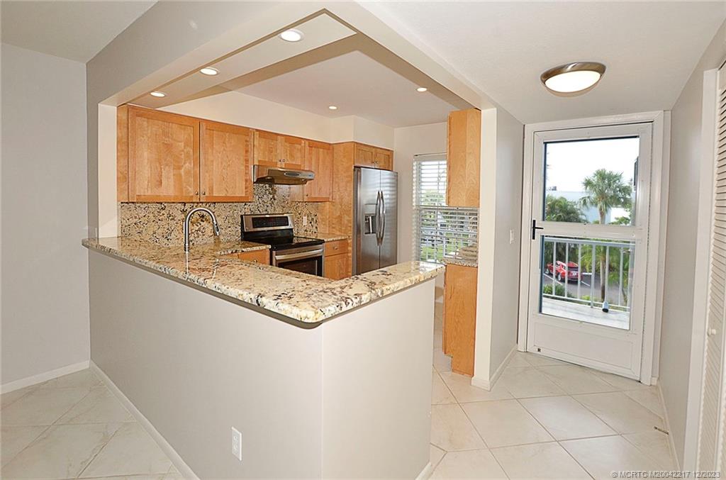 1866 SW Palm City Road 302