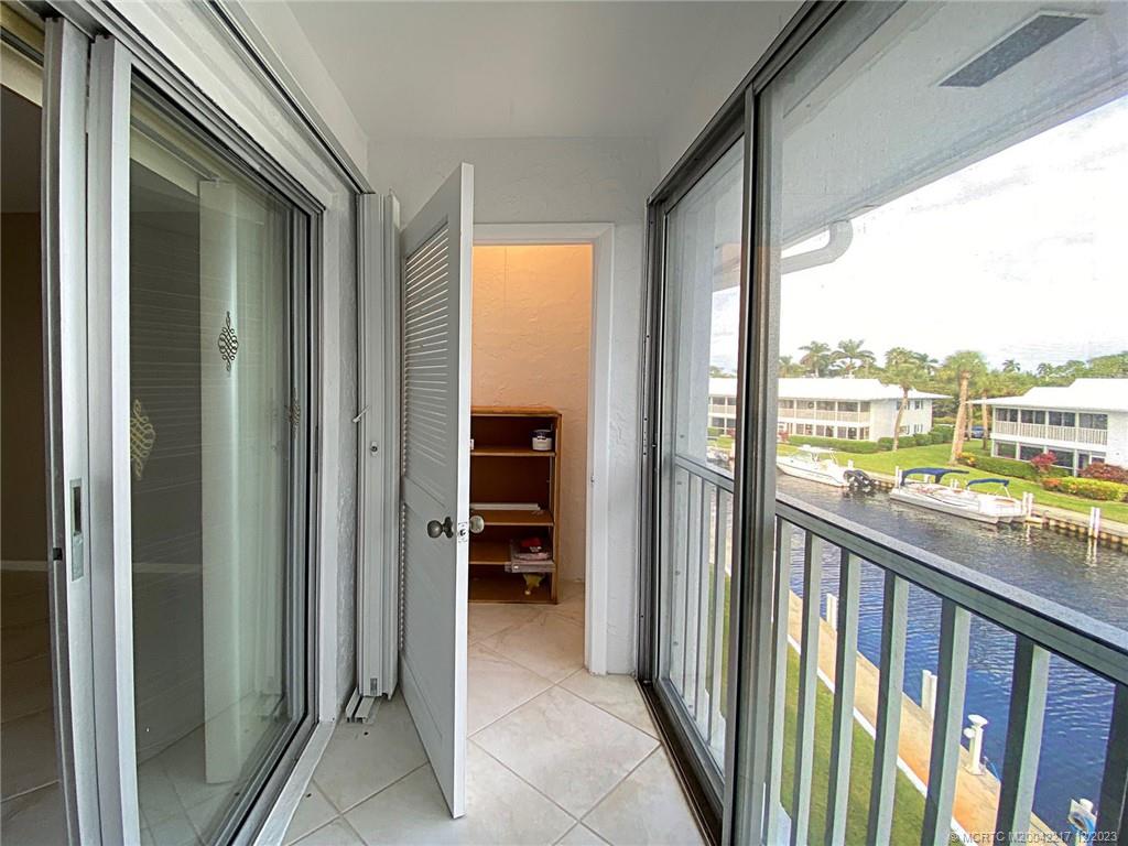 1866 SW Palm City Road 302